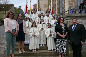 Feier der 1. Heiligen Kommunion in Sankt Crescentius (Foto: Karl-Franz Thiede)